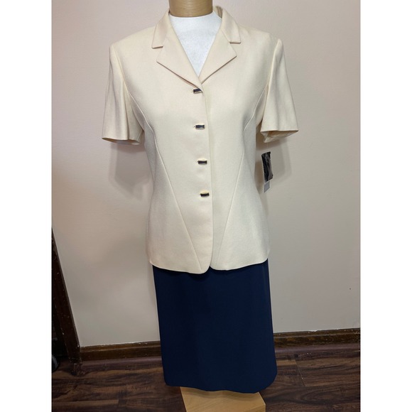NWT Le Suit Women's Yellow Navy Blazer Skirt Suit Set 8 MSRP $189 Short Sleeve